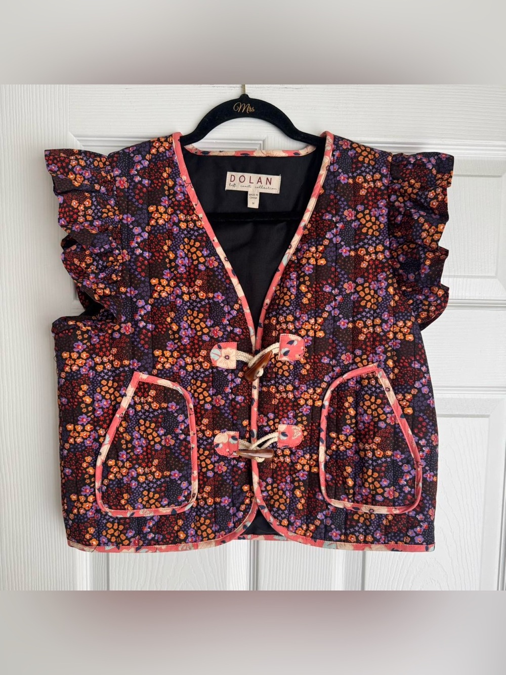 DOLAN - Printed Ruffed Toggle Vest / Size M